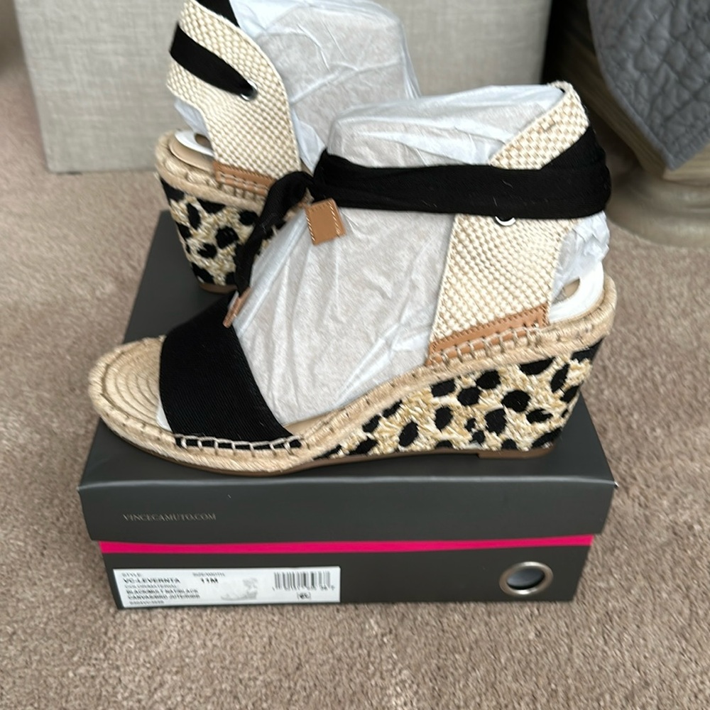 Vince Camuto black/leopard lace up espadrille 3 in heel